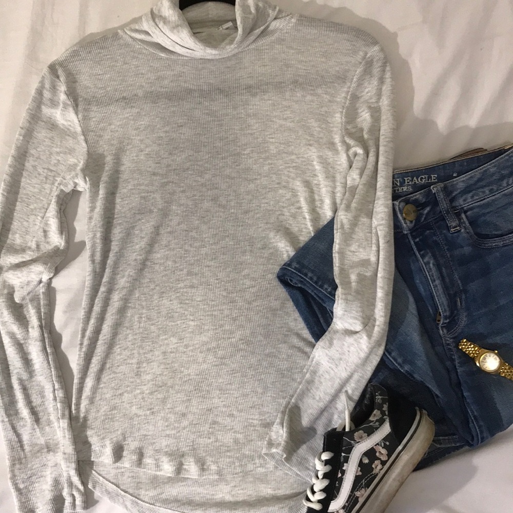 Light weight turtle neck // S